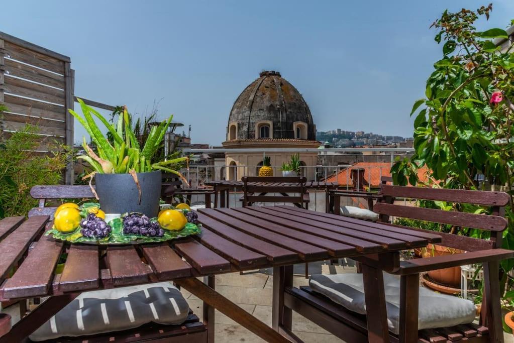 Bed and Breakfast Naples In The History 4M Exteriér fotografie