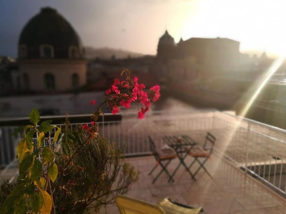 Bed and Breakfast Naples In The History 4M Exteriér fotografie